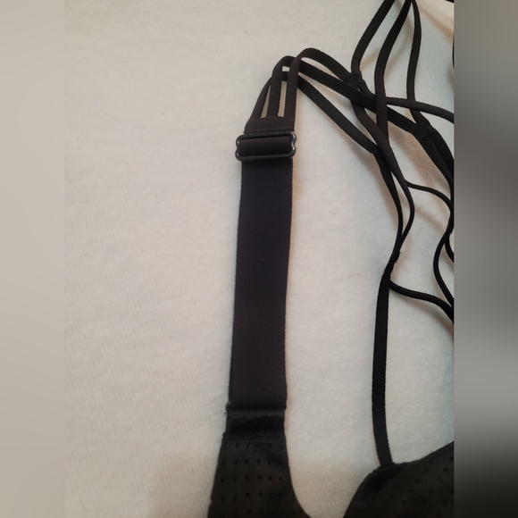 NWT Victoria's Secret VSX Lightweight Sport Bra - Picture 8 of 11